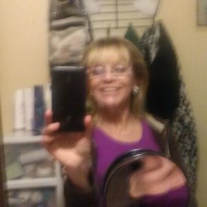 Meet your Posher, Janet